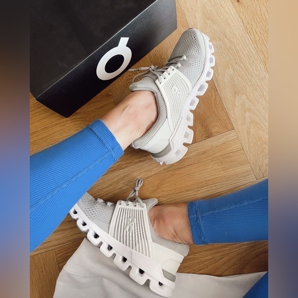 On Cloud 5 Running Shoe - Surf - Picture 4 of 12